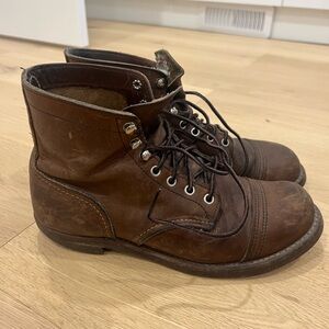 Red Wing Shoes - Iron Ranger - 8111 - Size 7.5